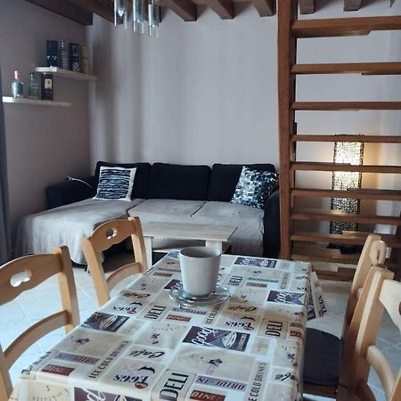 Charmante Petite Maison De Bourg Leilighet Autry-le-Chatel Eksteriør bilde